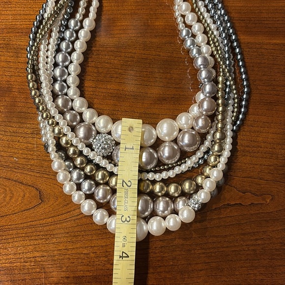Chicos CHUNKY Multi-Strand Pearl bead Necklace white gray gold taupe pearls NWOT - Picture 10 of 13
